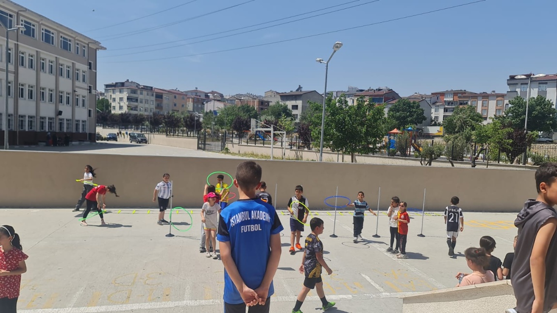 Bakanlığımızım Talimatı Doğrultusnda Son Hafta Okul Sportif Faaliyetler ve Yarışmalar Yapıyoruz.